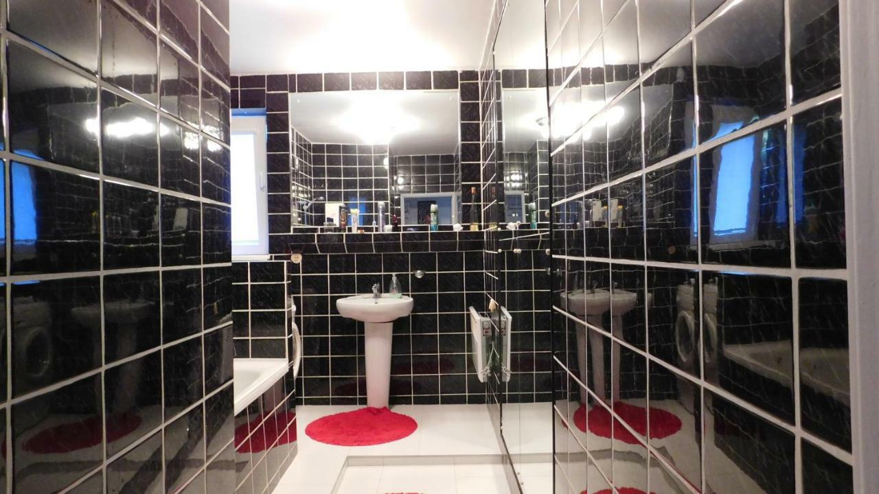 Ivihouse Lägenhet Świnoujście Exteriör bild